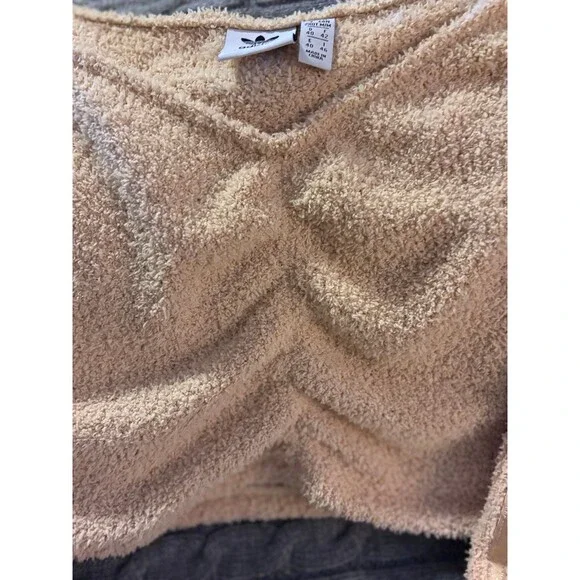 Adidas Originals Relaxed Risqué Fluffy Knit Ruched Crop Top - Picture 7 of 8